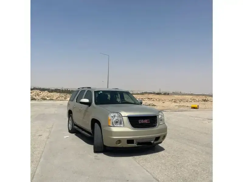 جي إم سي يوكن 2011