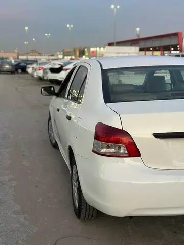 تويوتا يارس 2011