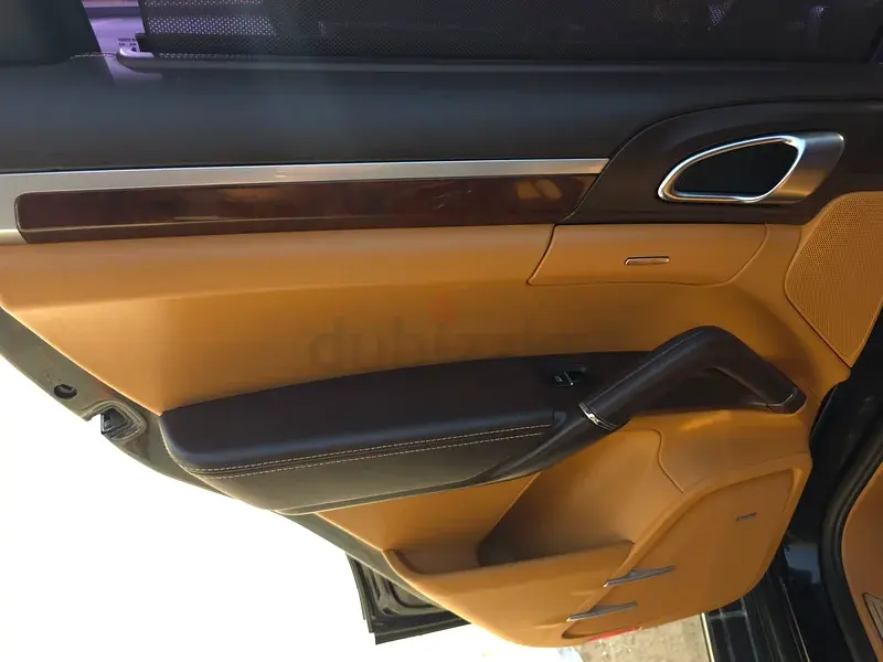 Porsche Cayenne 2012