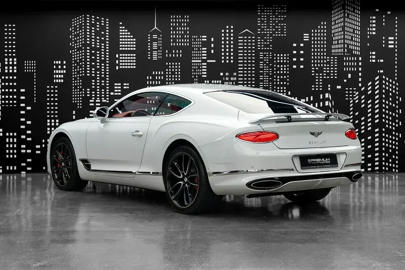 بنتلي كونتيننتال 2019