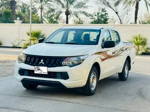 Mitsubishi L200 2.4L Double Cab GL (2WD) 2017