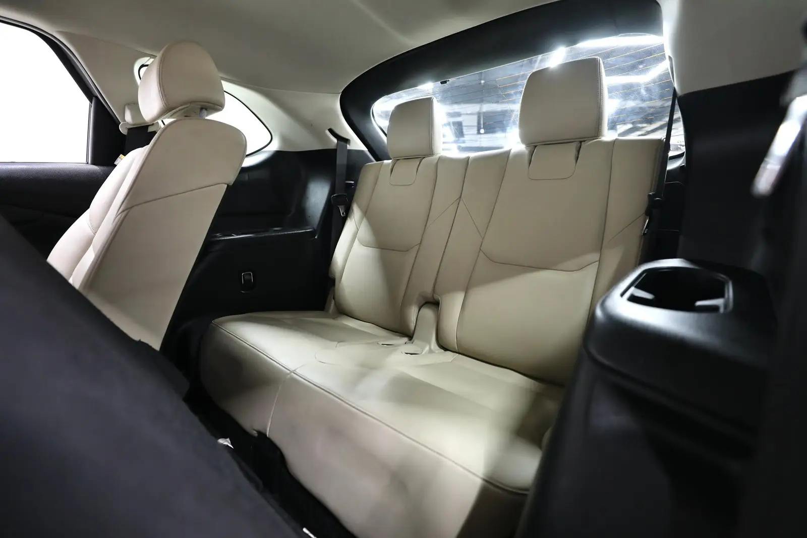 GCC | CX9 | 1,400 AED Montly | Free Insurance and Registration | 0 Downpayment