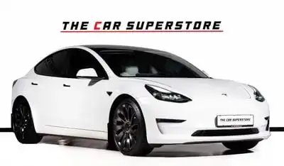 تسلا موديل 3 2023-TESLA MODEL 3 PERFORMANCE-GCC-SERVICE CONTRACT-FULL SERVICE HISTORY-WARRANTY TILL 2031