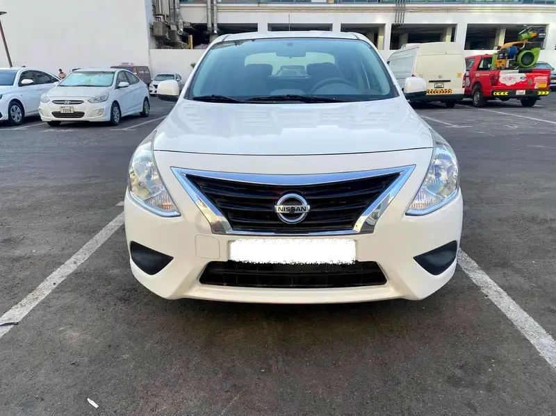 Nissan Sunny 2023