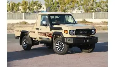 تويوتا لاند كروزر 70 2024 TOYOTA LC79 LX Z SINGLE CAB 2.8 - BEIGE inside TAN | Export Only