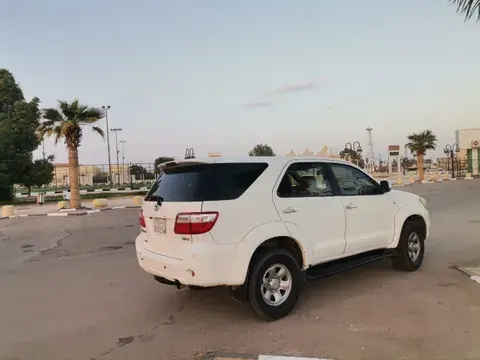 تويوتا فورتشنر 2011