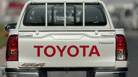 New Toyota Hilux 2.4L S GLX Double Cab DSL A/T 4x4  2024
