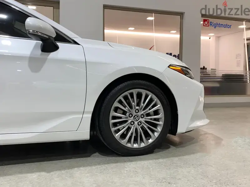 تويوتا افالون 2021