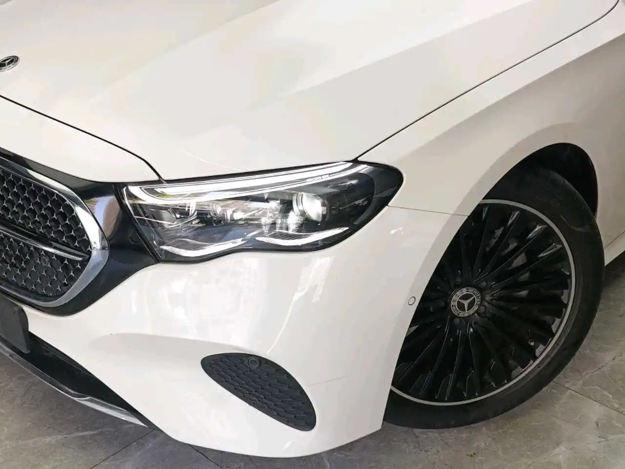 مرسيدس بنز E Class 2024