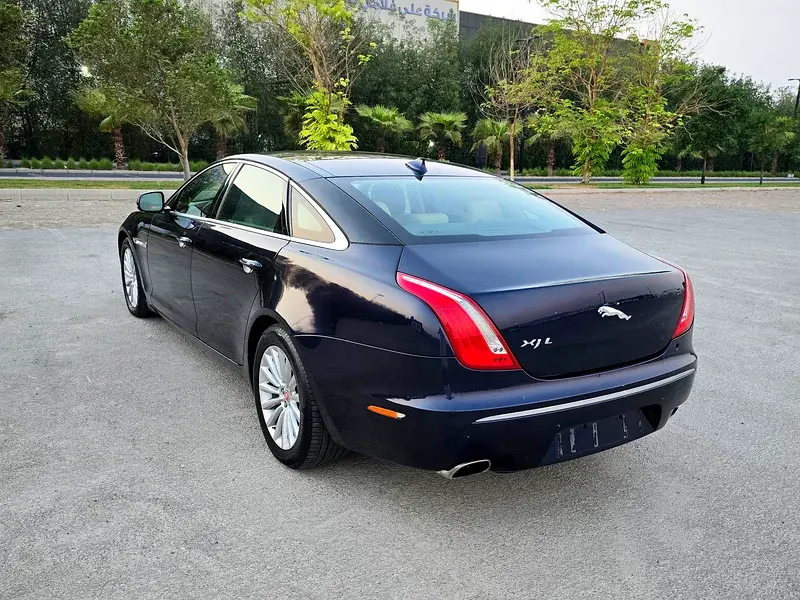 Jaguar XJ 2015