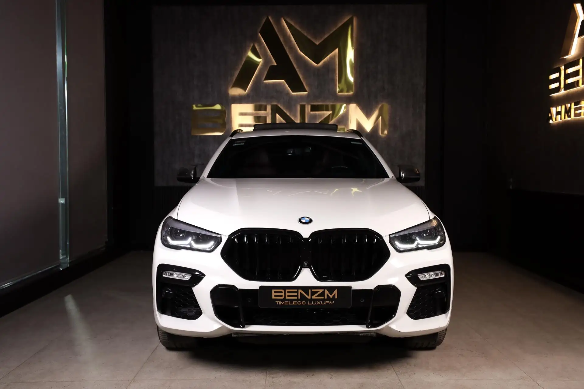 بي أم دبليو X6 2021