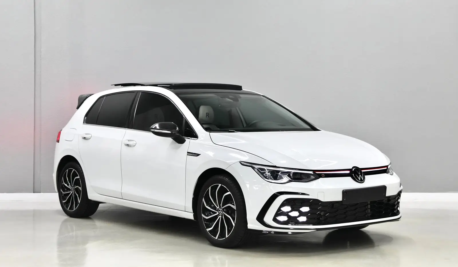 2.0L Diesel | Free insurance and Registration 2 Years Warranty | 0% Downpayment