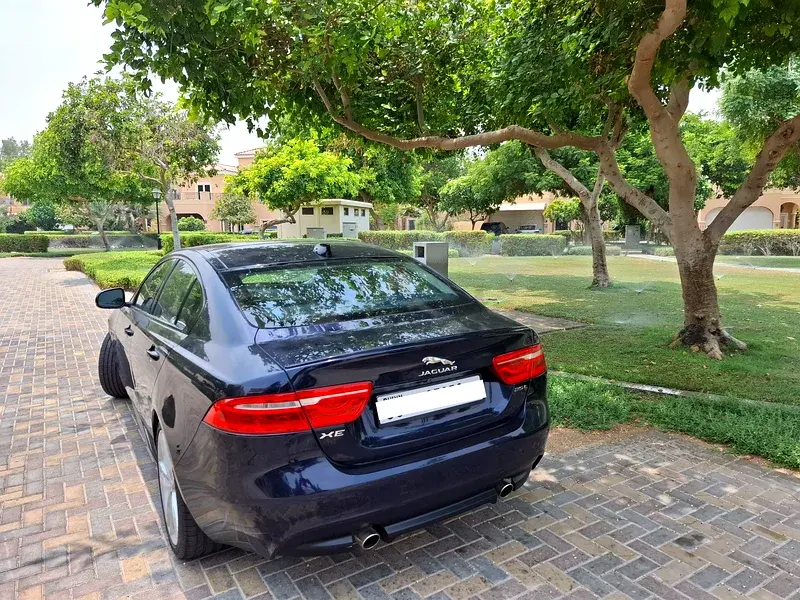 Jaguar XE 2019