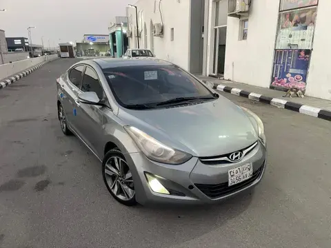 هيونداي إلنترا 2015