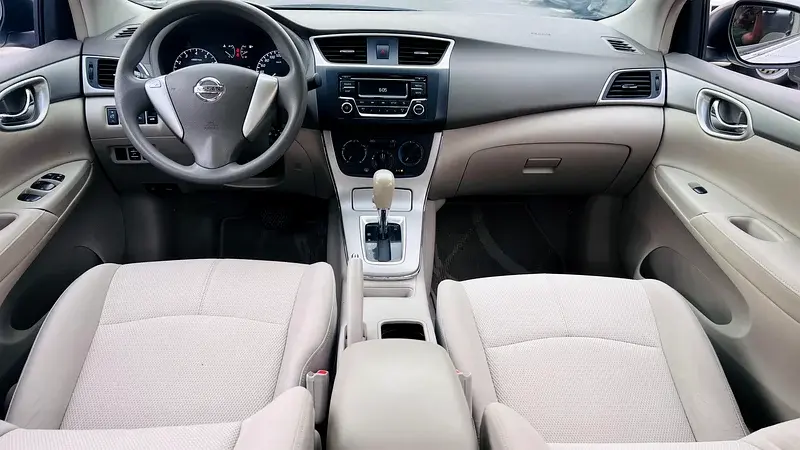 Nissan Sentra 2019