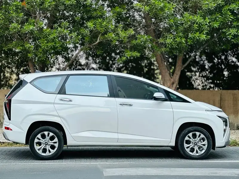 هيونداي ستاريا 2025