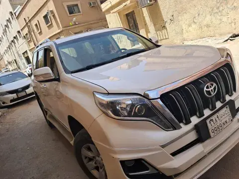 تويوتا لاند كروز 2014