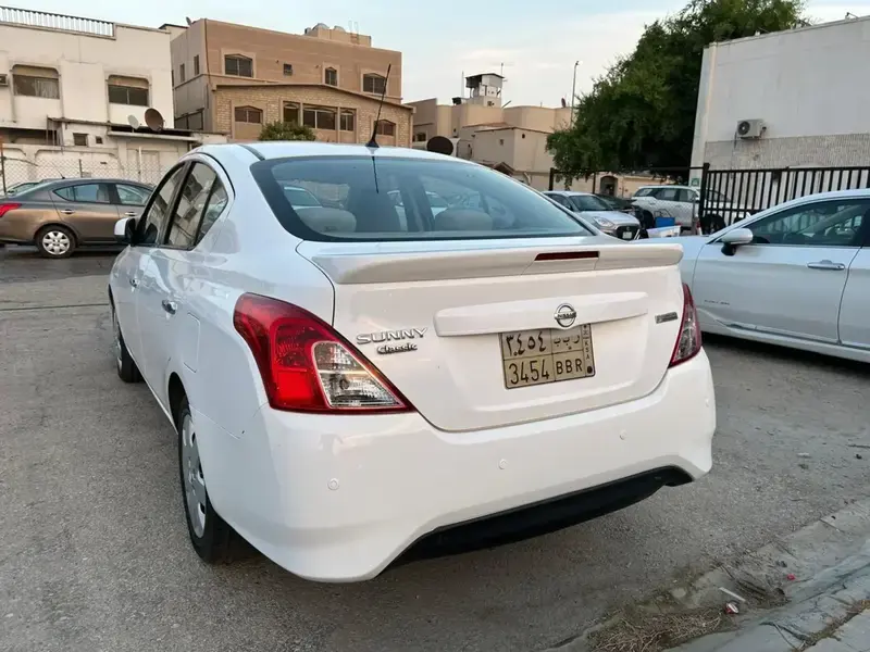 نيسان صني 2022