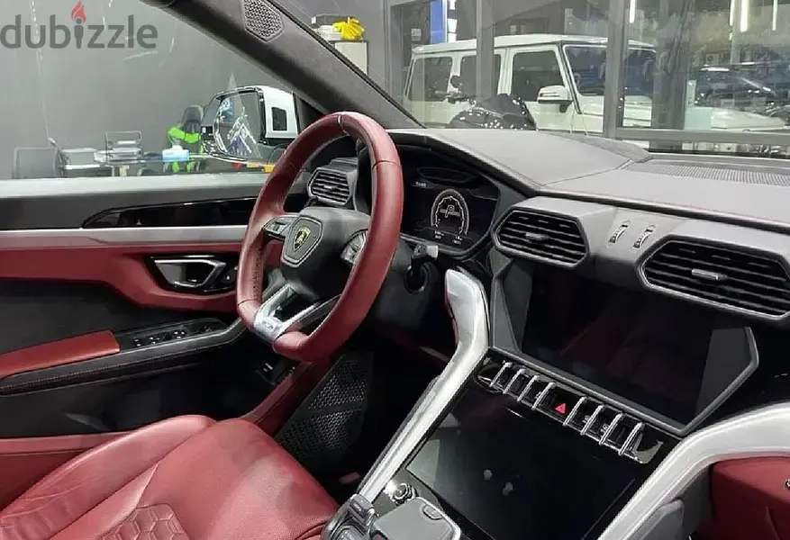 لامبورغيني اوروس 2019