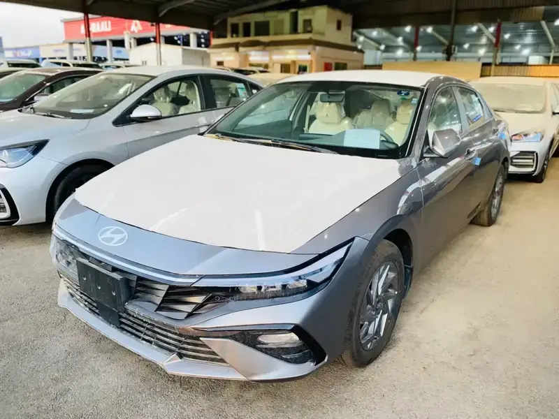 هيونداي إلنترا 2025 سمارت بلس مكينة 2000 سي سي