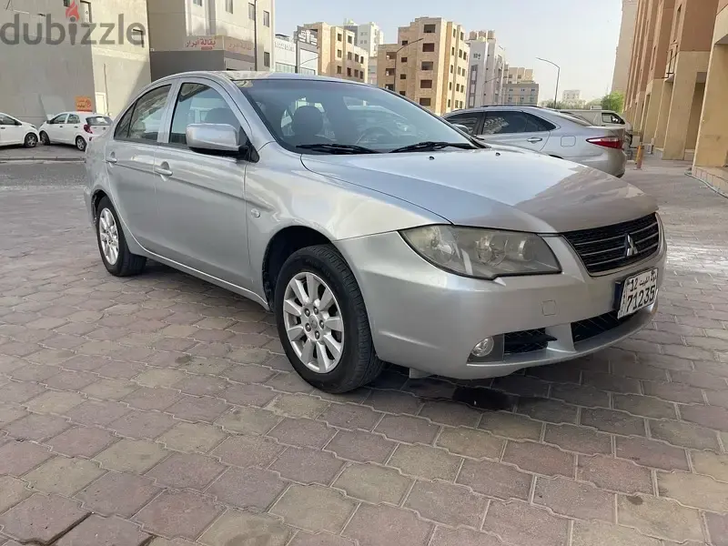 ميتسوبيشي لانسر 2013