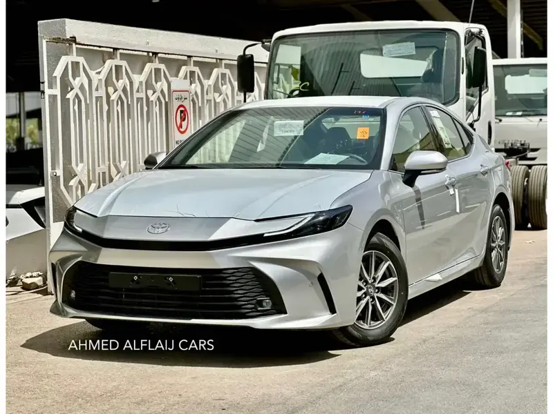 Toyota Camry 2025