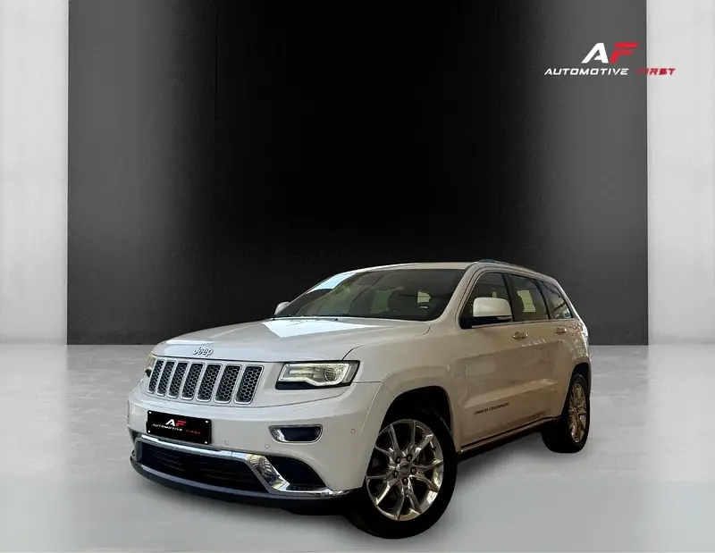 جيب جراند شيروكي 2014