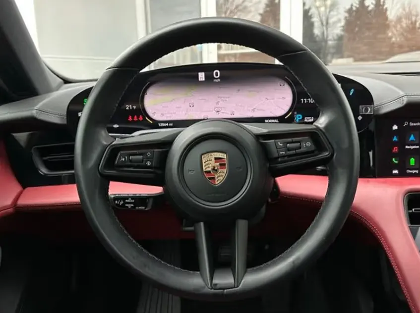 بورش تايكان 2023