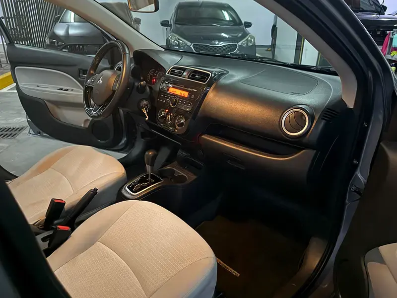 Mitsubishi Attrage 2022