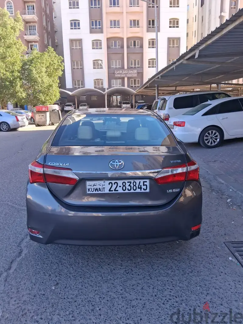 تويوتا كورولا 2015