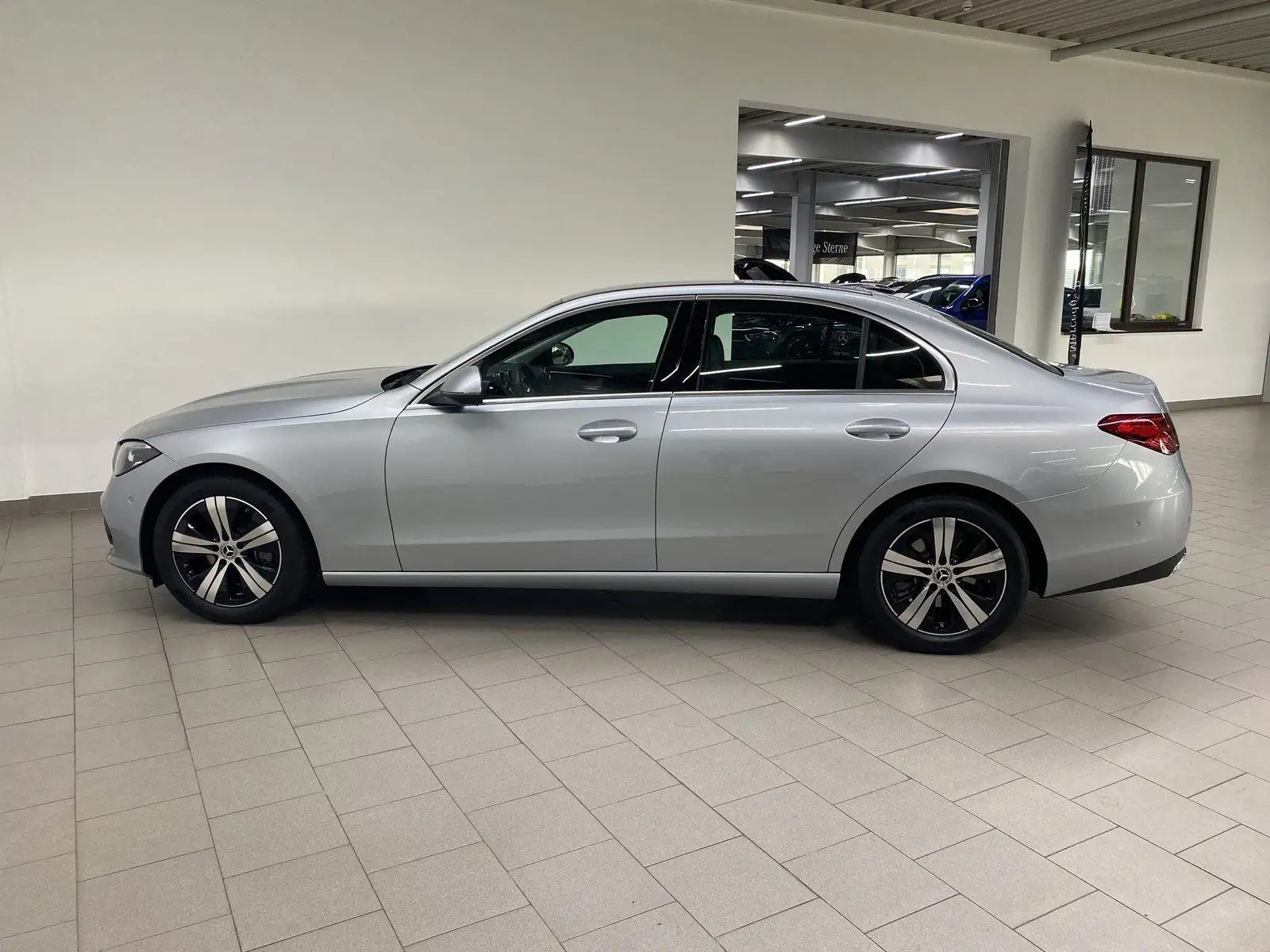 Mercedes Benz C Class 2023