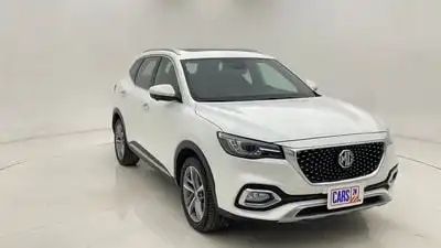 أم جي HS LUXURY 2 | بدون دفعة مقدمة | اختبار القيادة في المنزل