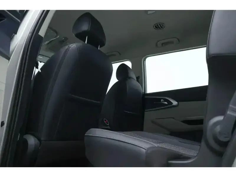 كيا كارينز 2024 7 راكب عائليه