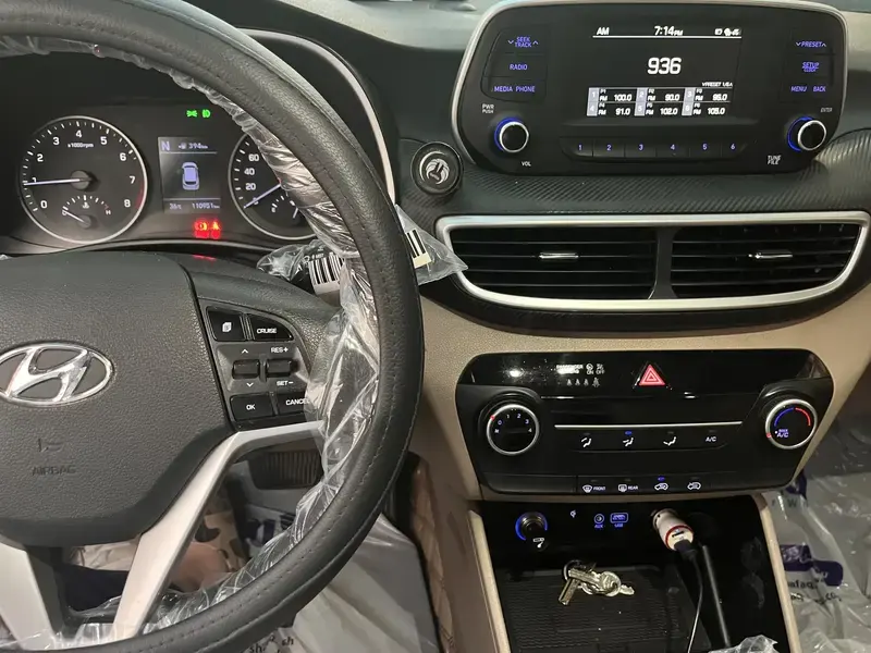 Hyundai Tucson 2020 awesome condition with wireless charging and