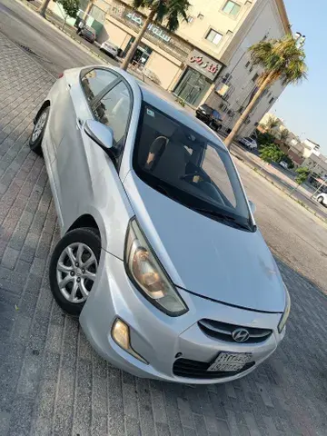 Hyundai Accent 2015
