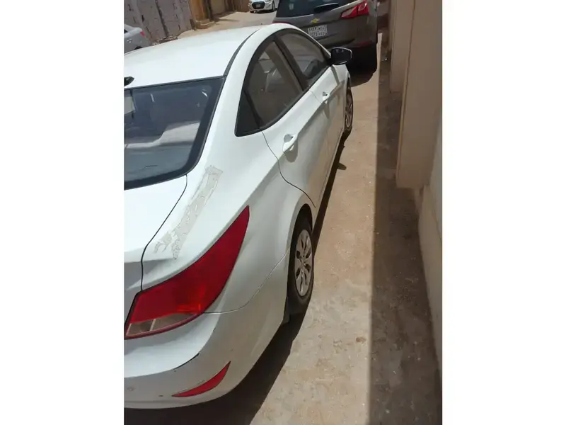 هيونداي اكسنت 2016 بدون اى حوادث او رش