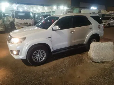 Toyota Fortuner 2013