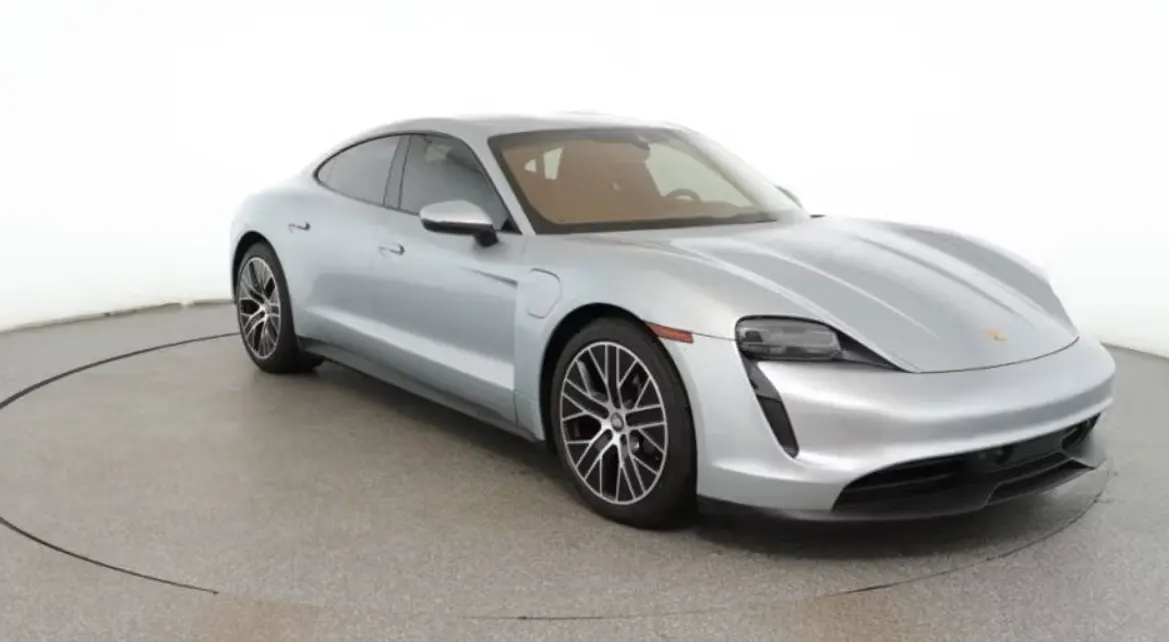 بورش تايكان 2023