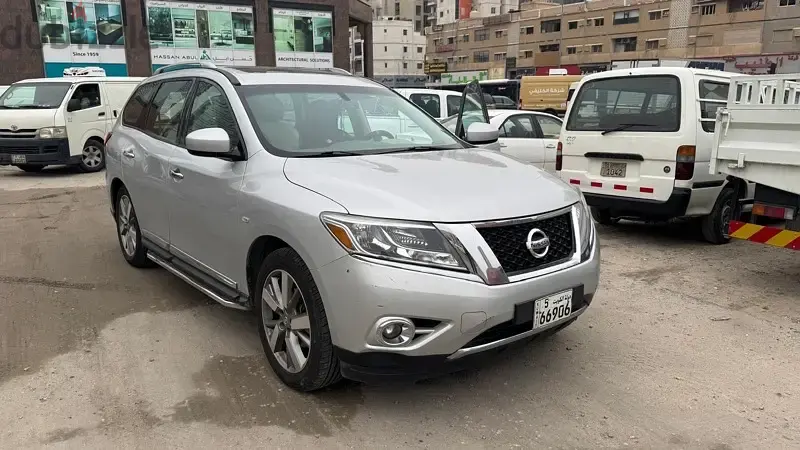 Nissan Pathfinder 2014