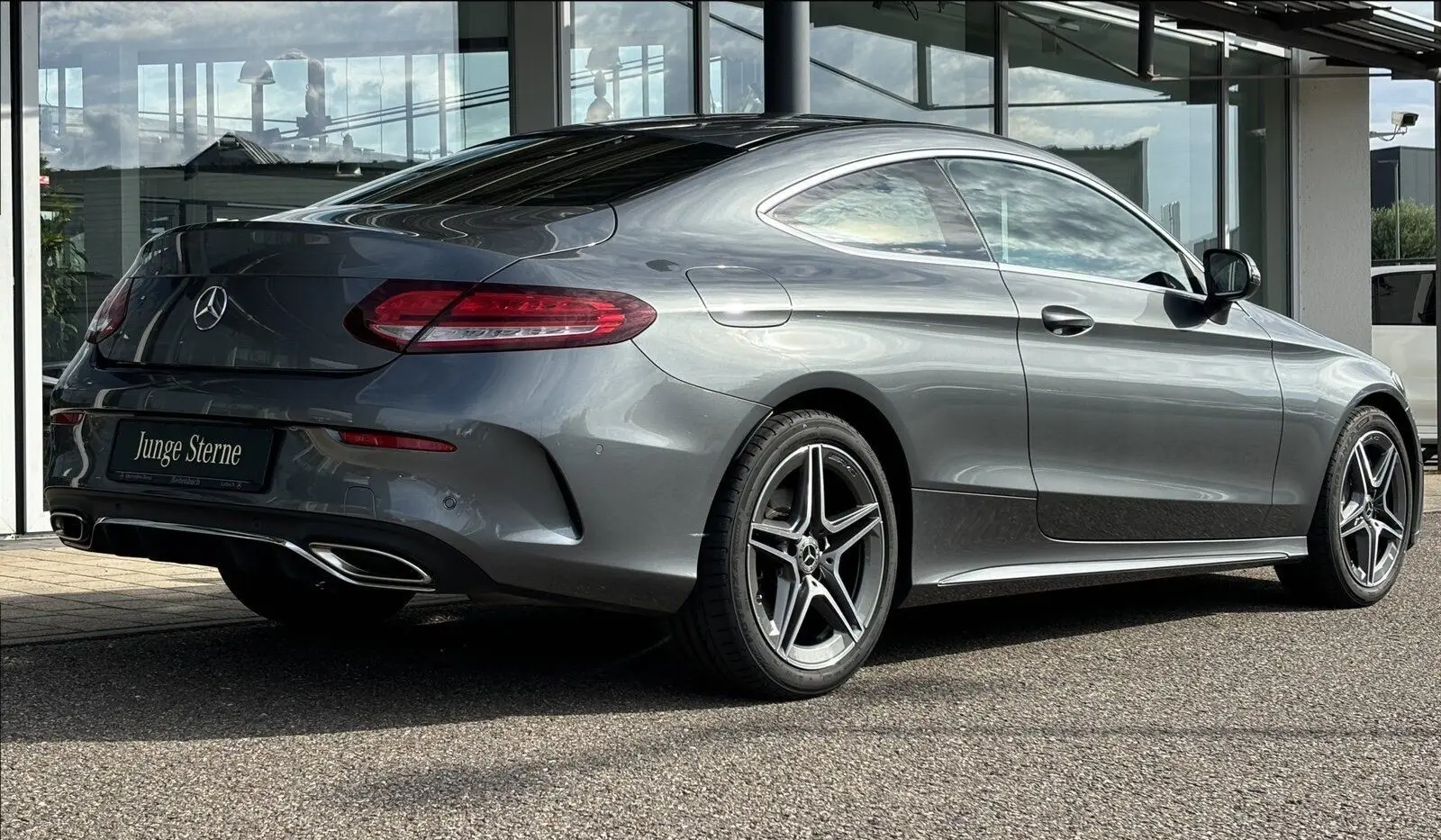 مرسيدس بنز C Class 2023