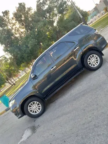 تويوتا فورتشنر 2015