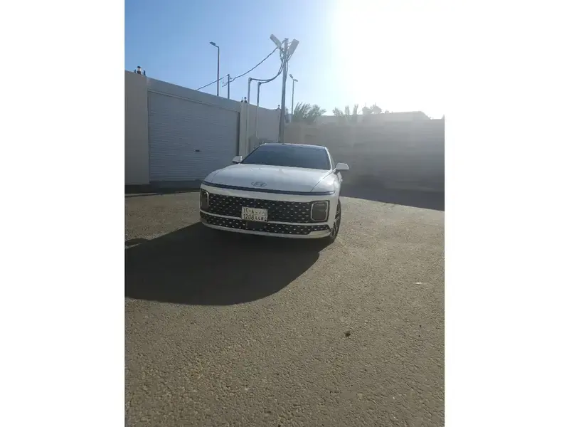 هيونداي أزيرا 2024