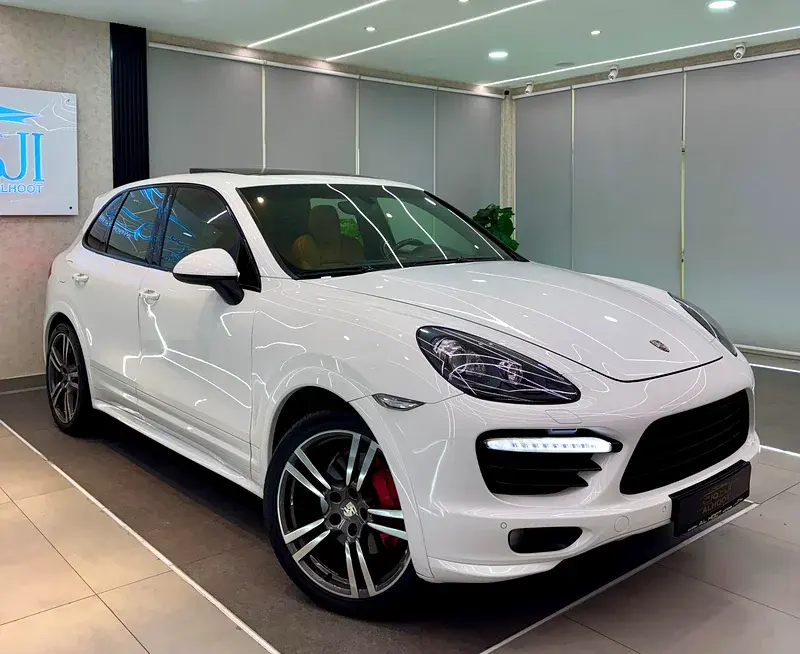 Porsche Cayenne 2014