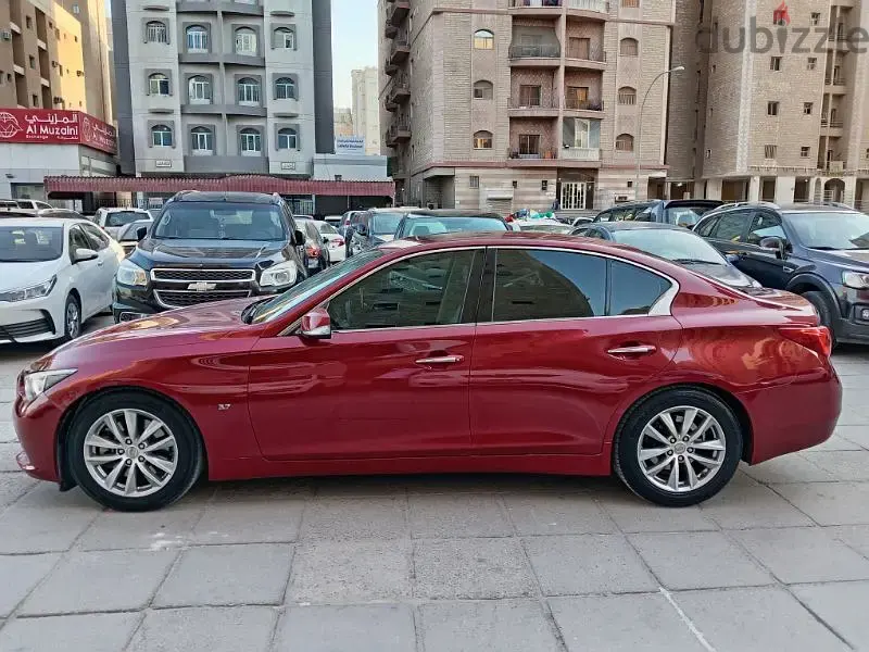 Infiniti Q50 2014