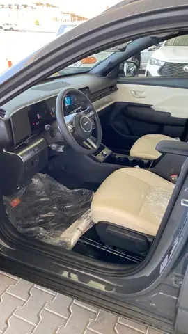 New Toyota Camry 2.5L LE 204 HP 2025