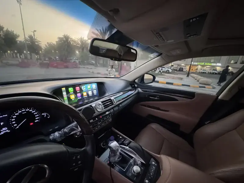 Lexus LS 2026