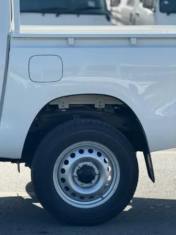 الجديد تويوتا هايلكس 2.4L GL 2 Double Cab DSL M/T 4x4 2025