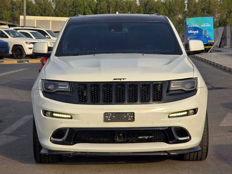 جيب جراند شيروكي 2015