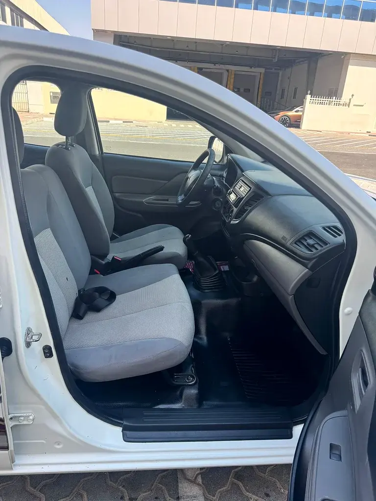 ميتسوبيشي L200 2016