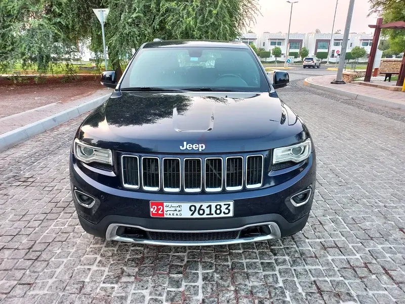 جيب جراند شيروكي 2015